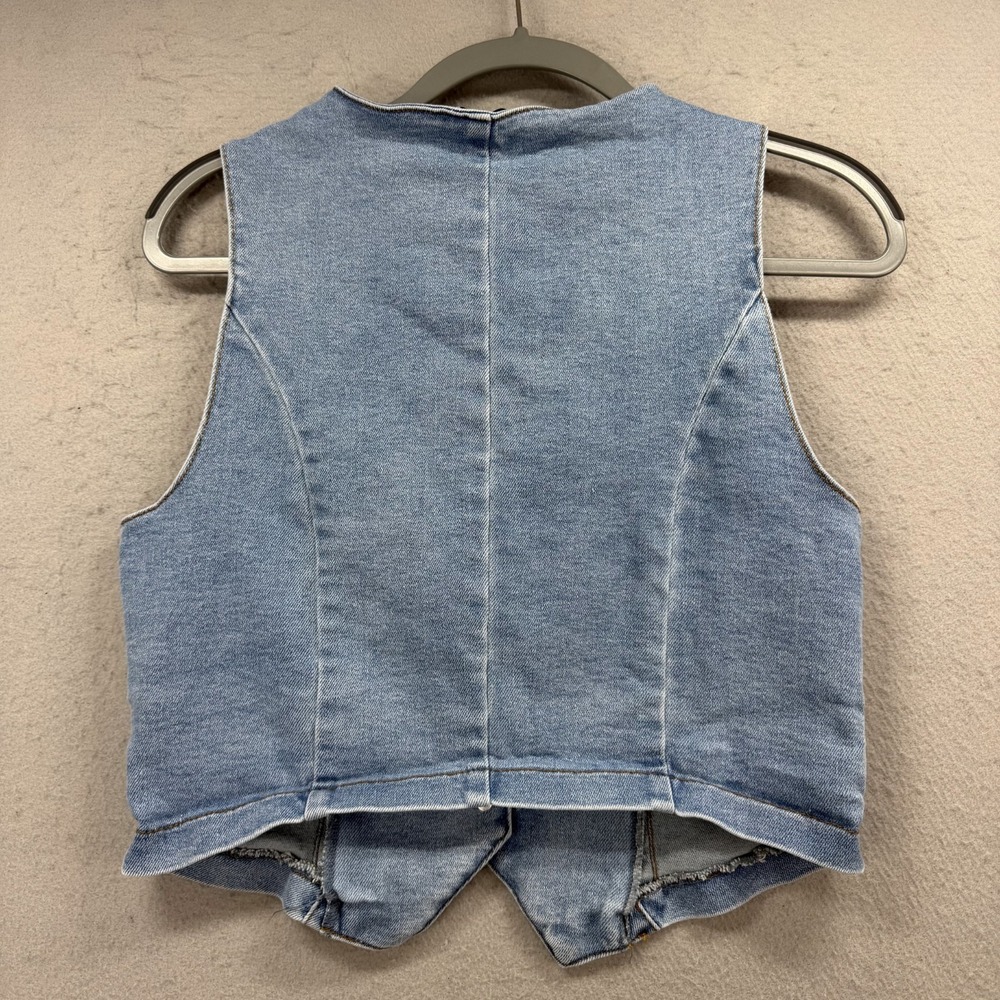 Forever 21 Vest Womens Medium Light Blue Denim Cropped Button Up Waistcoat Y2K - Picture 2 of 7